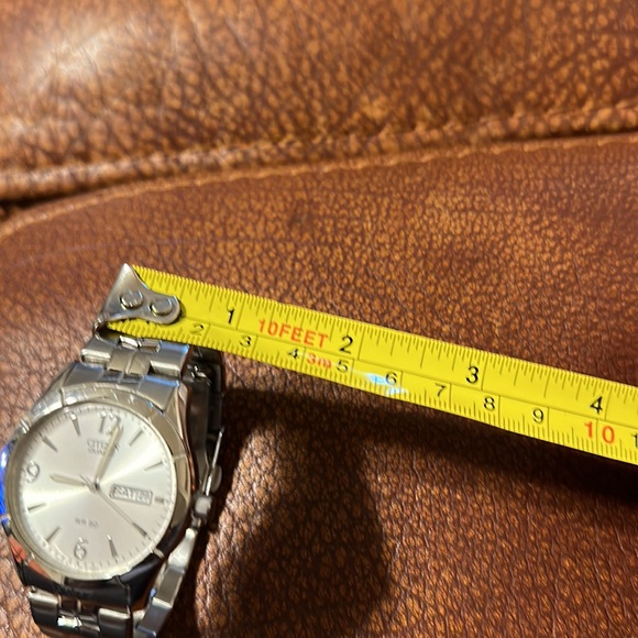 CITIZEN MENS SILVER COLOR WATCH WITH NEW BATTERY WORK PERFECT - Picture 15 of 15